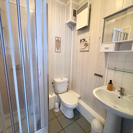 Apartament Deux A Trois Personnes *
